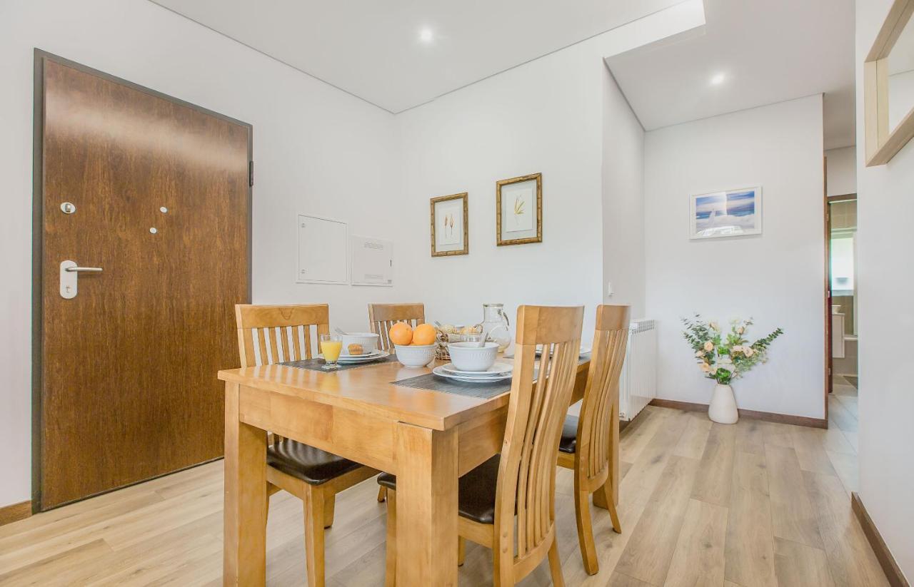 Furadouro Beach And Club Apartment โอวาร์ ภายนอก รูปภาพ